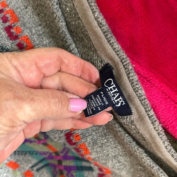 Chaps Gray Sweater with Multicolor Aztec Pattern - Picture 8 of 9